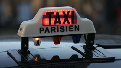 Uber dan Bolt Meluncurkan Layanan Eksklusif untuk Wanita di Paris