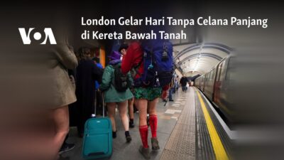 London Merayakan Hari Tanpa Celana di Kereta Bawah Tanah